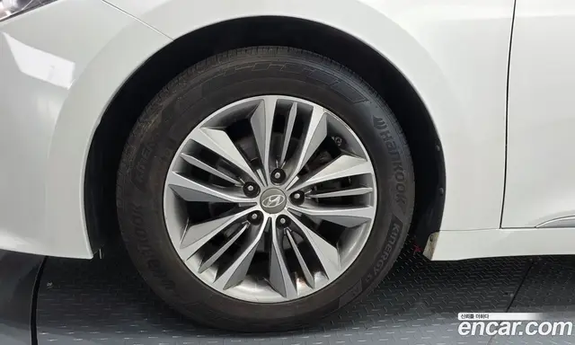 Hyundai Grandeur 2015 3.0 автомат (гидро), миниатюра 4 Hyundai Grandeur 2015 3.0 автомат (гидро), миниатюра 4