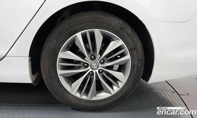Hyundai Grandeur 2015 3.0 автомат (гидро), миниатюра 6 Hyundai Grandeur 2015 3.0 автомат (гидро), миниатюра 6