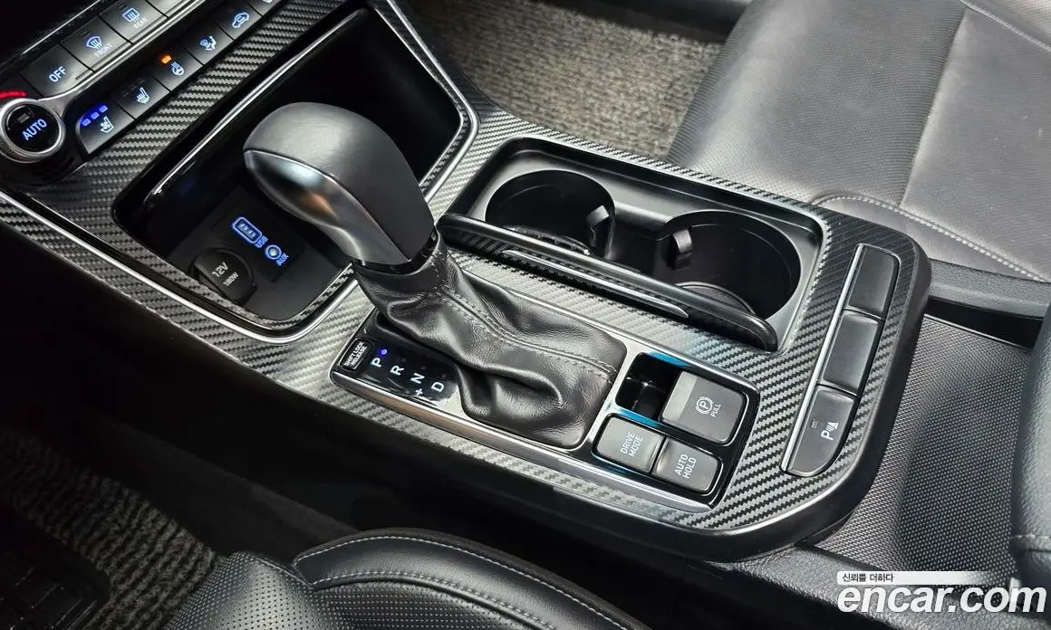 Hyundai Grandeur 2016 2.4 автомат (гидро), фото 12