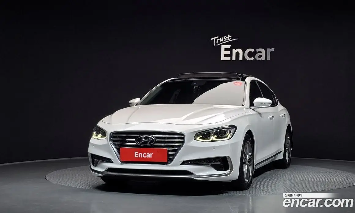 Hyundai Grandeur 2016 2.4 автомат (гидро), фото 3