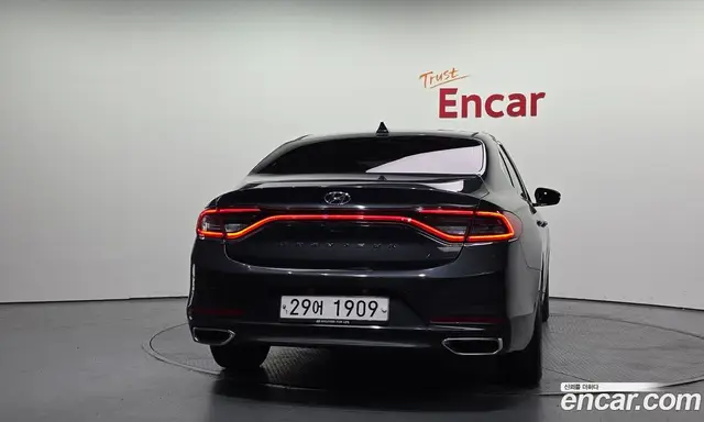 Hyundai Grandeur 2017 2.4 автомат (гидро), миниатюра 4 Hyundai Grandeur 2017 2.4 автомат (гидро), миниатюра 4