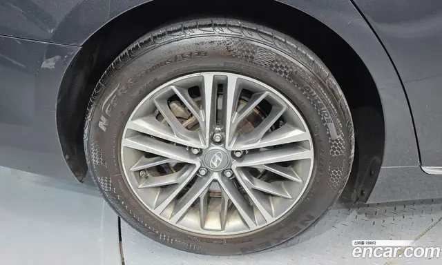 Hyundai Grandeur 2017 2.4 автомат (гидро), миниатюра 5 Hyundai Grandeur 2017 2.4 автомат (гидро), миниатюра 5