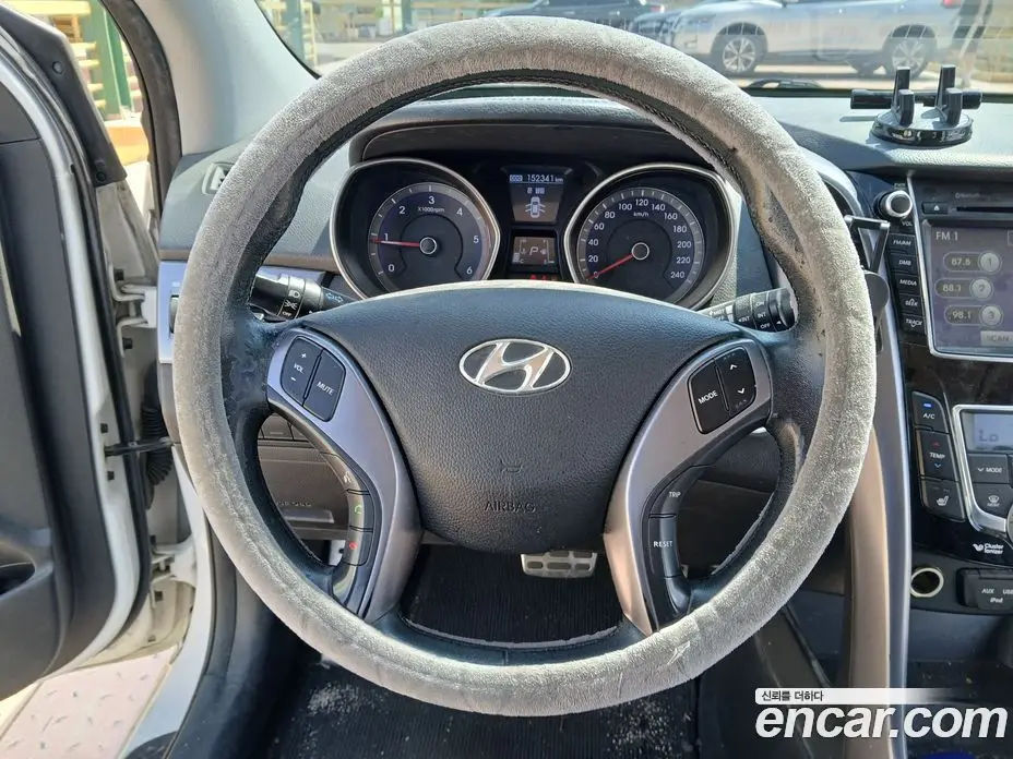 Hyundai i30 2012 1.6 автомат (гидро), фото 14 Hyundai i30 2012 1.6 автомат (гидро), фото 14
