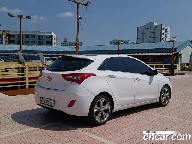 Hyundai i30 2012 1.6 автомат (гидро), миниатюра 4 Hyundai i30 2012 1.6 автомат (гидро), миниатюра 4