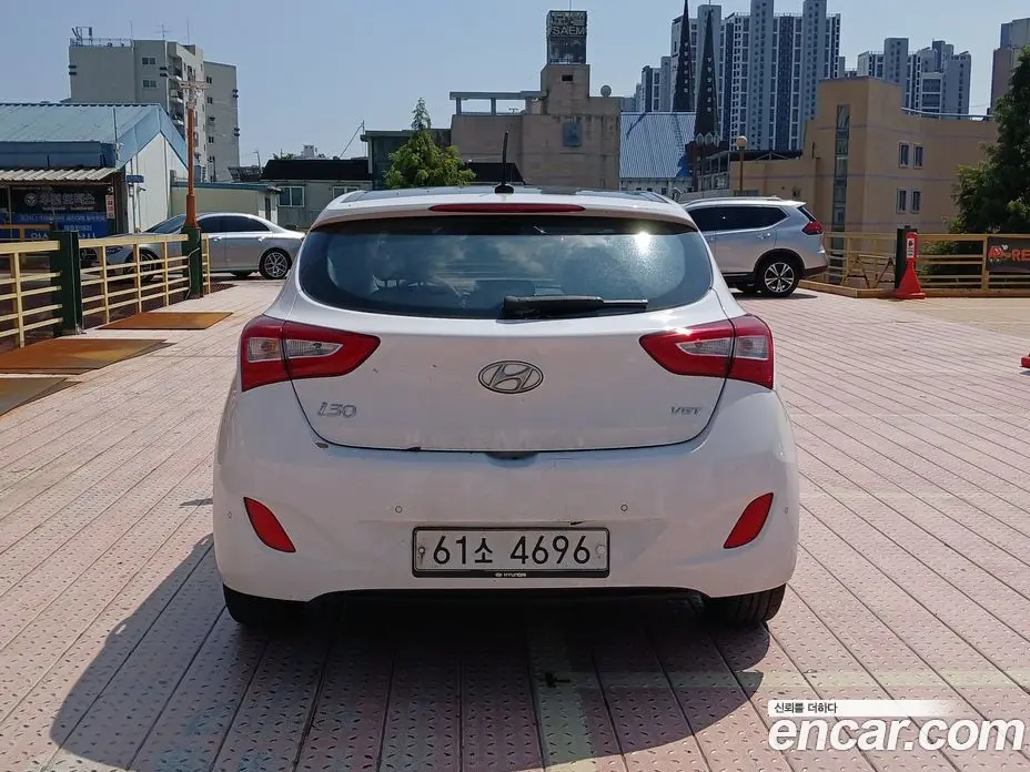Hyundai i30 2012 1.6 автомат (гидро), фото 5 Hyundai i30 2012 1.6 автомат (гидро), фото 5