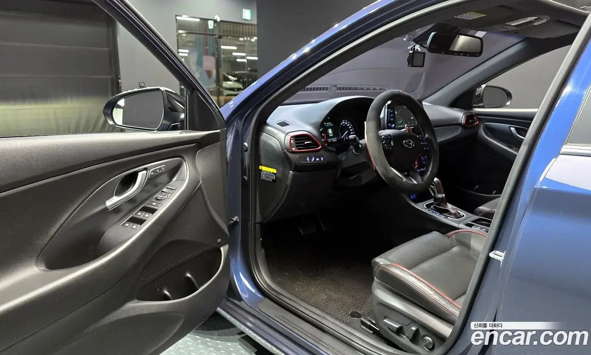 Hyundai i30 2018 1.6 автомат (гидро), фото 11
