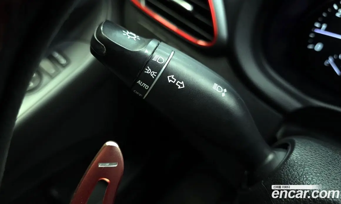 Hyundai i30 2018 1.6 автомат (гидро), фото 18
