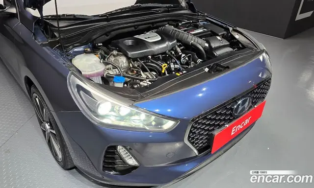 Hyundai i30 2018 1.6 автомат (гидро), миниатюра 6