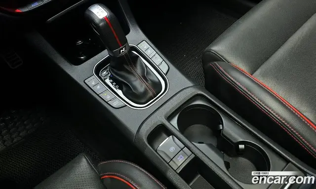 Hyundai i30 2018 1.6 автомат (гидро), миниатюра 9