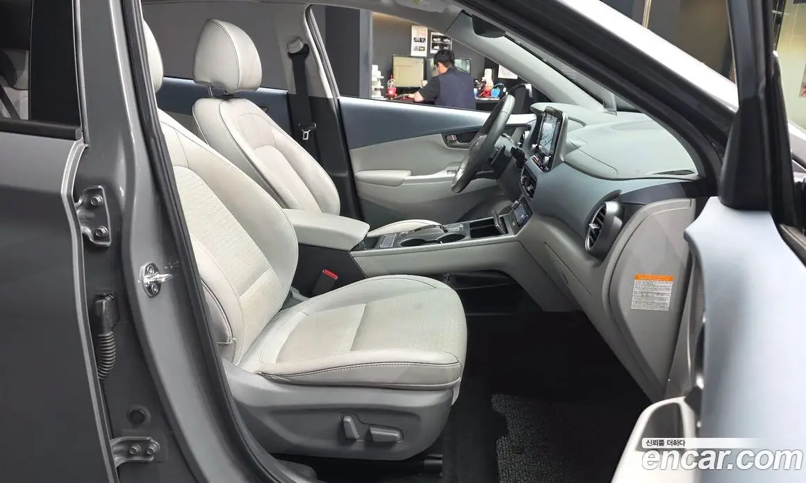 Hyundai Kona 2018 0.2 автомат (гидро), фото 11