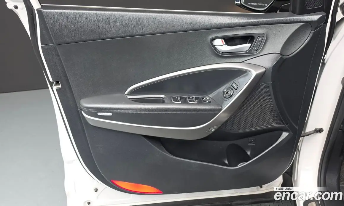 Hyundai Santa Fe 2015 2.0 автомат (гидро), фото 14