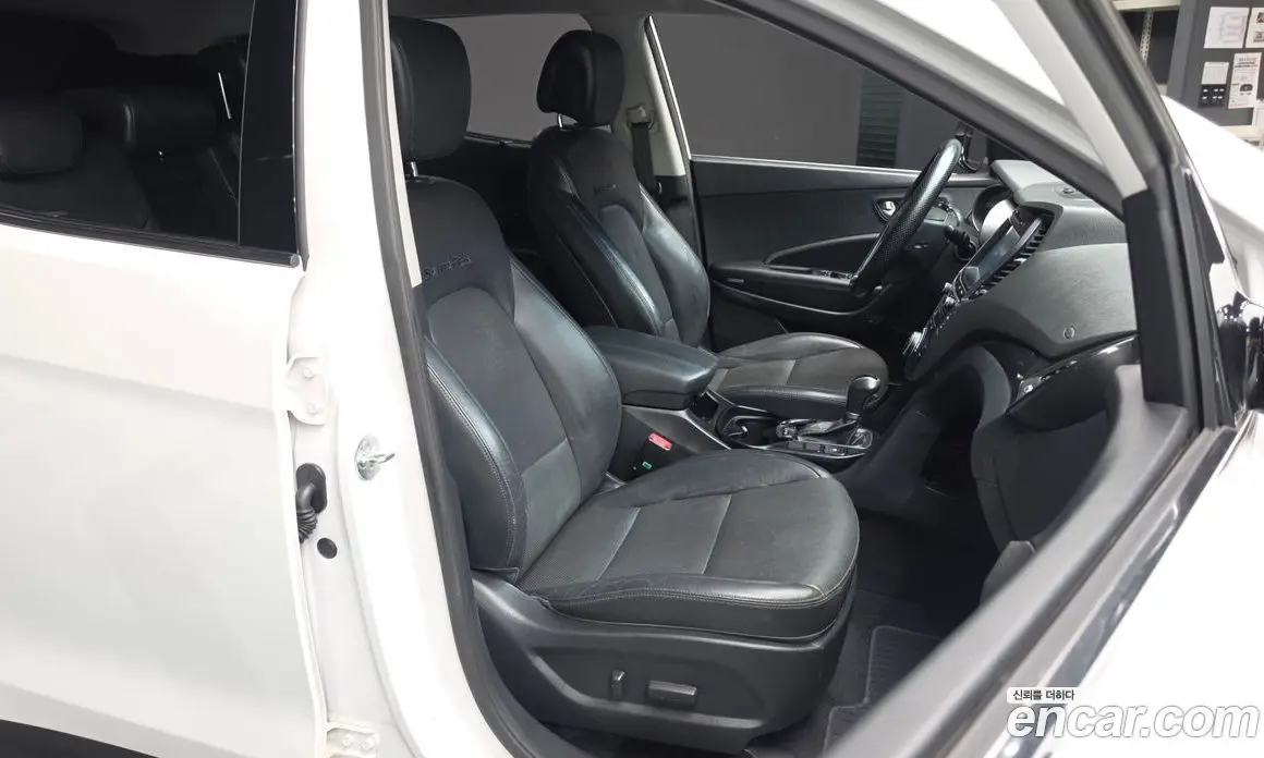 Hyundai Santa Fe 2015 2.0 автомат (гидро), фото 16