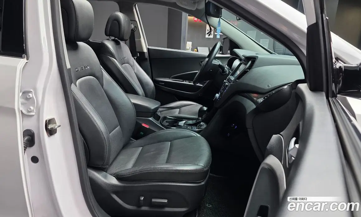 Hyundai Santa Fe 2016 2.0 автомат (гидро), фото 17