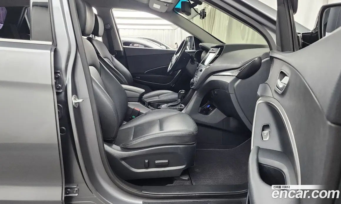 Hyundai Santa Fe 2016 2.0 автомат (гидро), фото 11