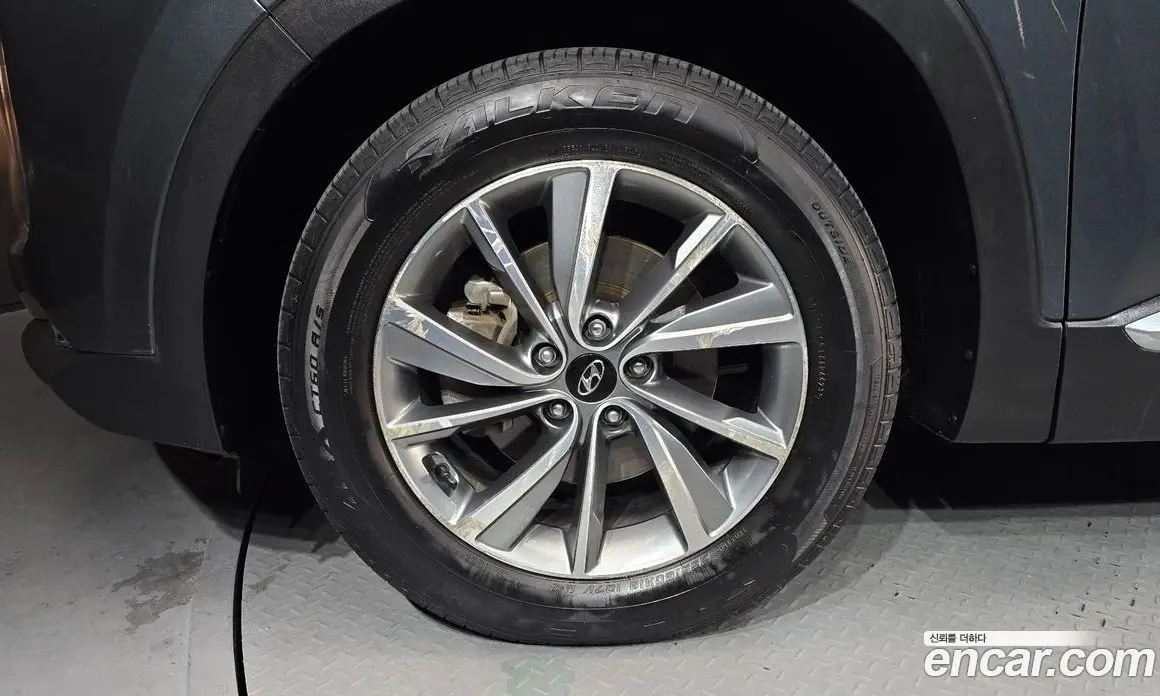 Hyundai Santa Fe 2019 2.0 автомат (гидро), фото 5