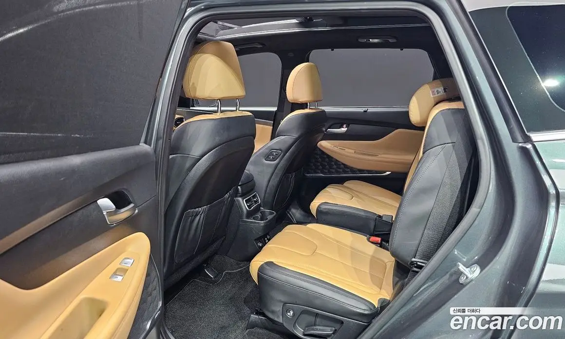 Hyundai Santa Fe 2022 1.6 автомат (гидро), фото 12