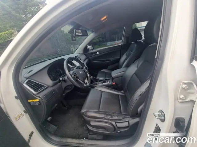 Hyundai Tucson 2016 2.0 автомат (гидро), миниатюра 12