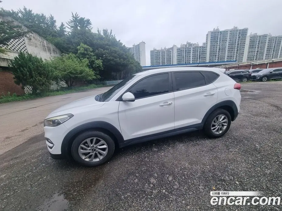 Hyundai Tucson 2016 2.0 автомат (гидро), фото 4 Hyundai Tucson 2016 2.0 автомат (гидро), фото 4