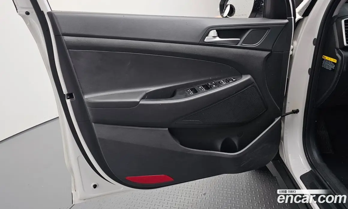 Hyundai Tucson 2019 1.6 автомат (гидро), фото 14