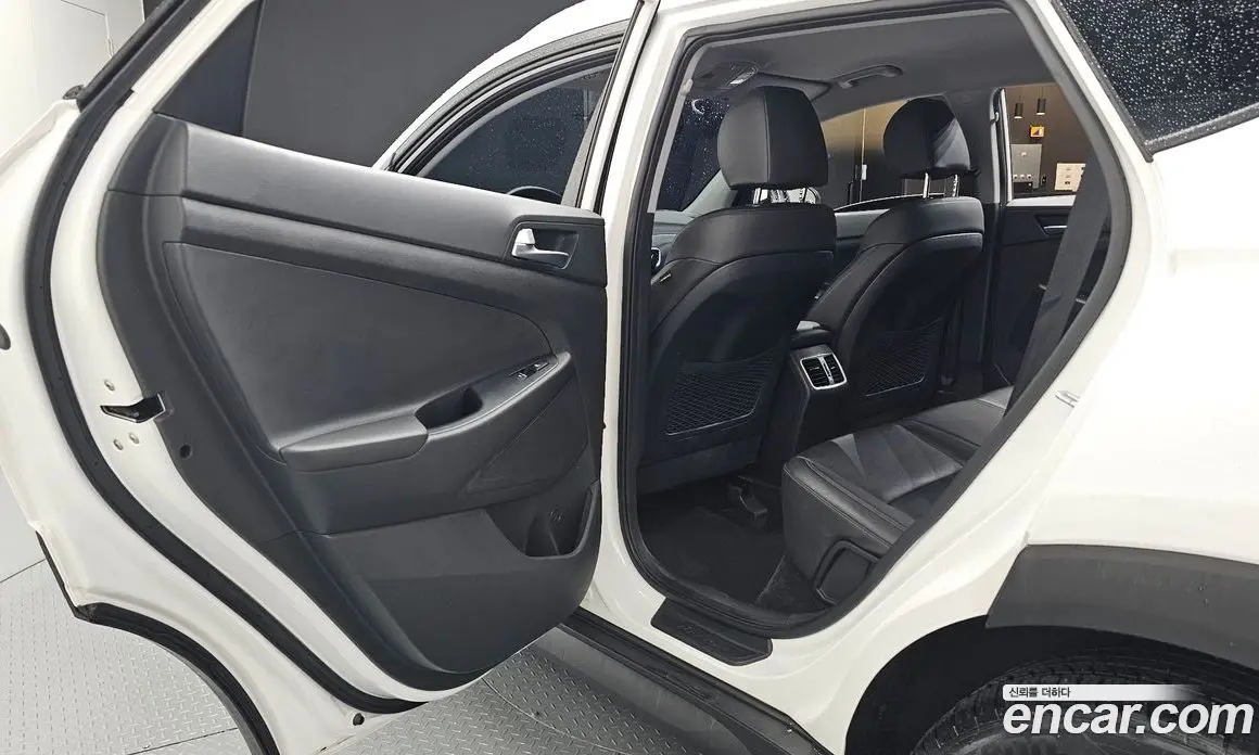 Hyundai Tucson 2019 1.6 автомат (гидро), фото 18