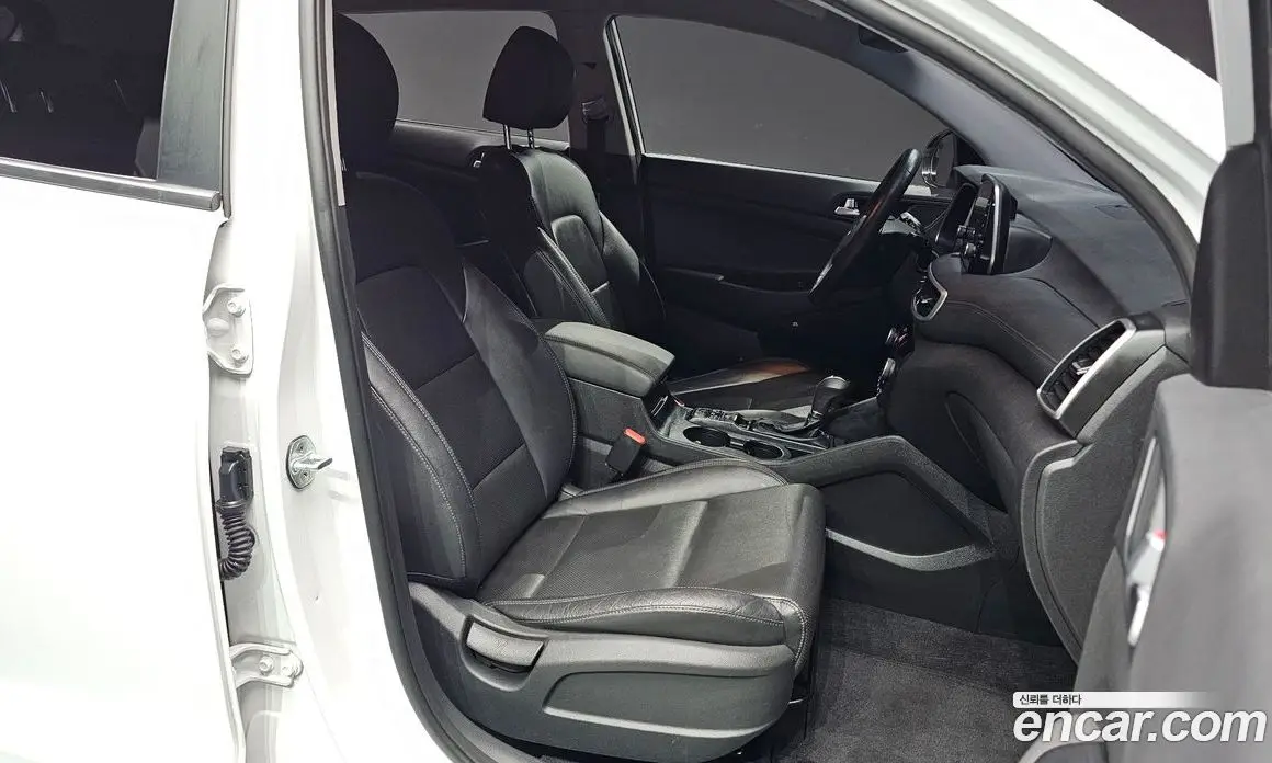 Hyundai Tucson 2019 1.6 автомат (гидро), фото 16