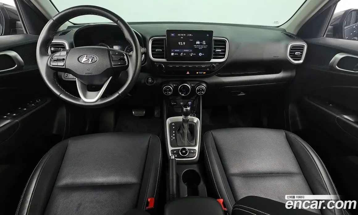 Hyundai Venue 2021 1.6 автомат (гидро), фото 10