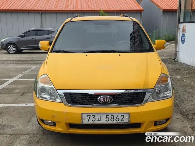 Kia Carnival 2014 2.2 автомат (гидро), миниатюра 2