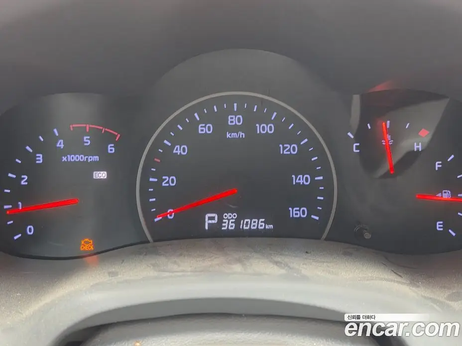 Kia Carnival 2014 2.2 автомат (гидро), фото 11
