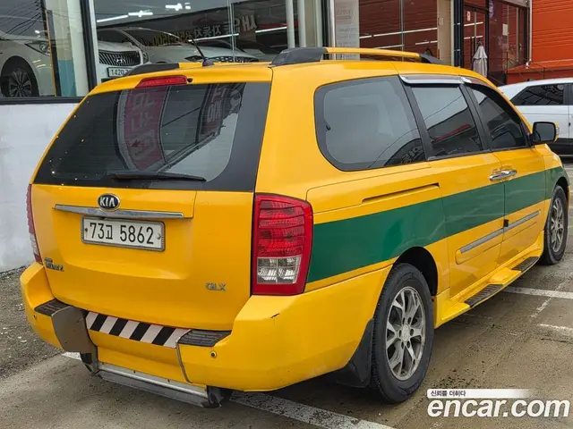 Kia Carnival 2014 2.2 автомат (гидро), миниатюра 6