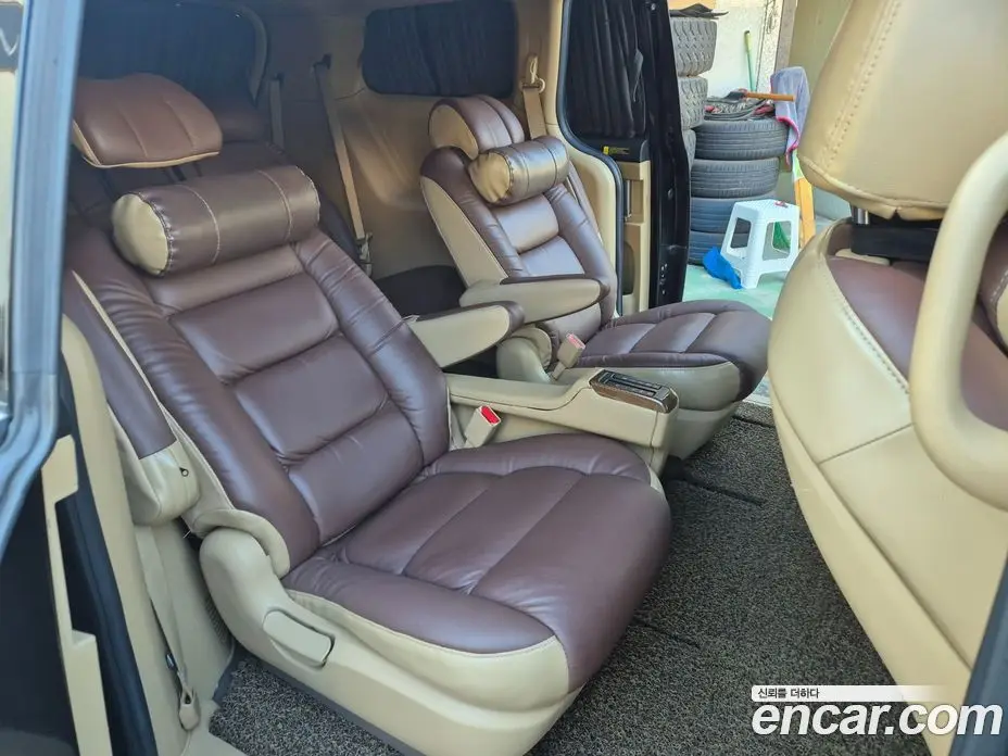 Kia Carnival 2015 2.2 автомат (гидро), фото 19