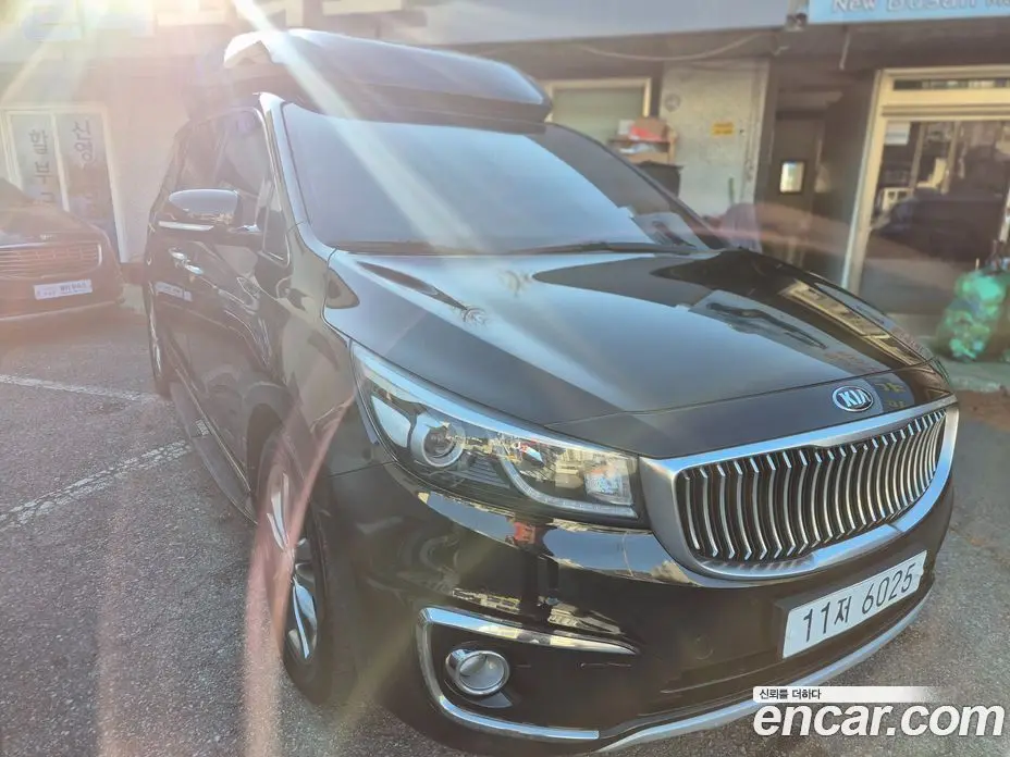 Kia Carnival 2015 2.2 автомат (гидро), фото 5