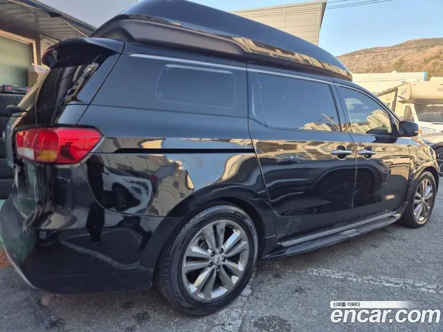Kia Carnival 2015 2.2 автомат (гидро), миниатюра 6