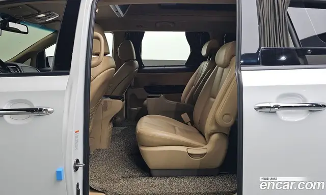 Kia Carnival 2018 2.2 автомат (гидро), миниатюра 11