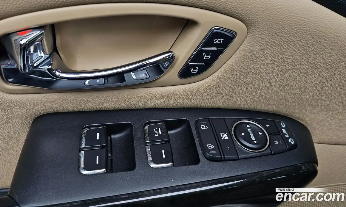 Kia Carnival 2018 2.2 автомат (гидро), фото 13