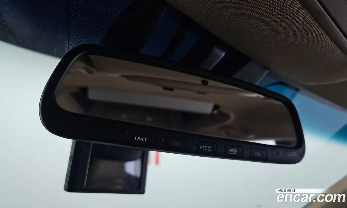Kia Carnival 2018 2.2 автомат (гидро), фото 18