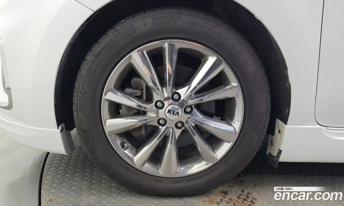Kia Carnival 2018 2.2 автомат (гидро), фото 5