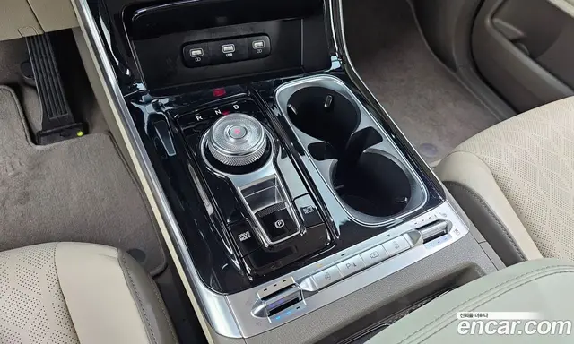 Kia Carnival 2020 2.2 автомат (гидро), миниатюра 12