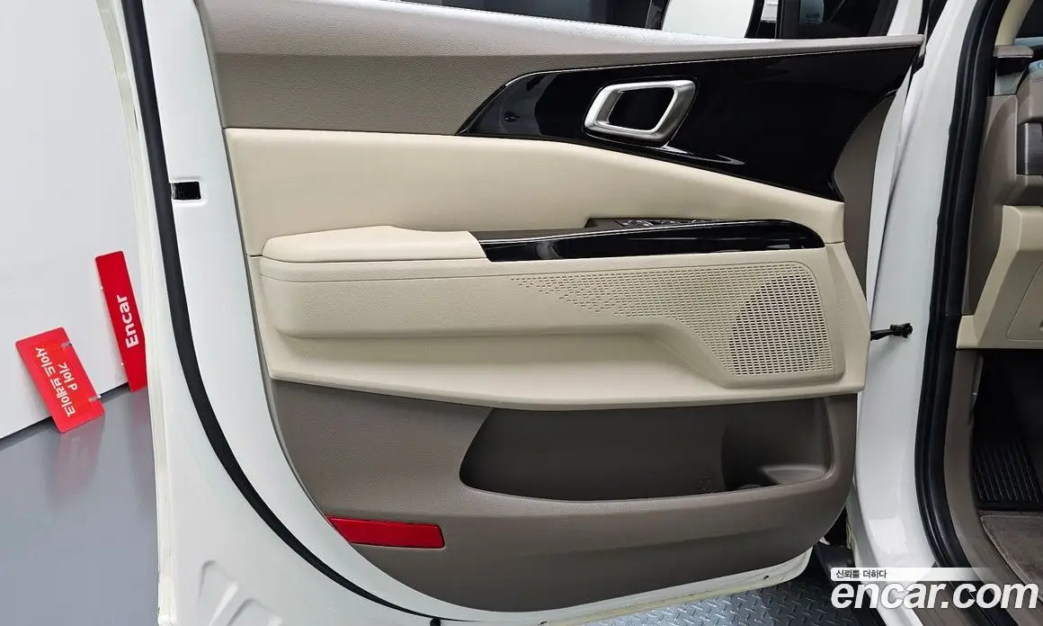 Kia Carnival 2020 2.2 автомат (гидро), фото 14
