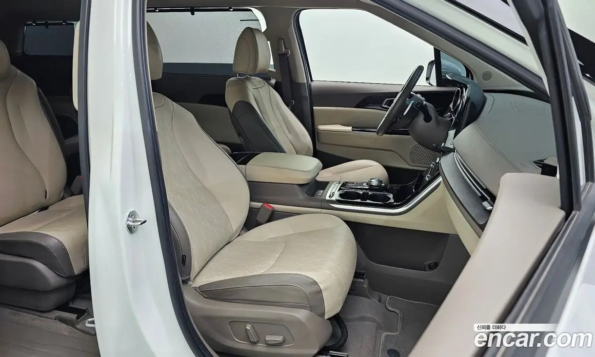 Kia Carnival 2020 2.2 автомат (гидро), фото 16