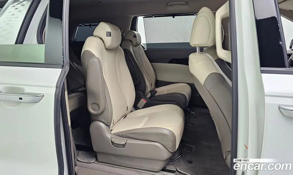 Kia Carnival 2020 2.2 автомат (гидро), фото 17