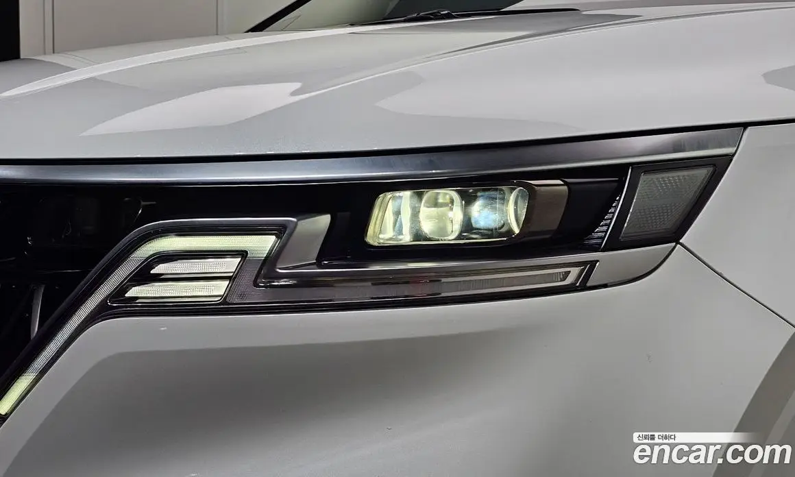 Kia Carnival 2020 2.2 автомат (гидро), фото 8