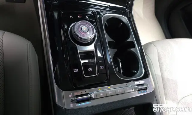 Kia Carnival 2021 2.2 автомат (гидро), миниатюра 9