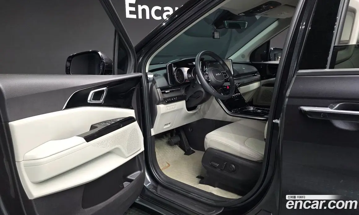 Kia Carnival 2021 2.2 автомат (гидро), фото 10