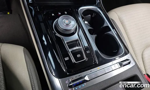 Kia Carnival 2021 2.2 автомат (гидро), миниатюра 9
