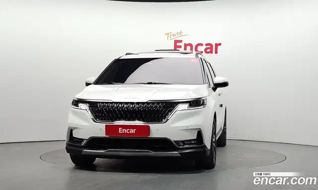 Kia Carnival 2023 2.2 автомат (гидро), миниатюра 3