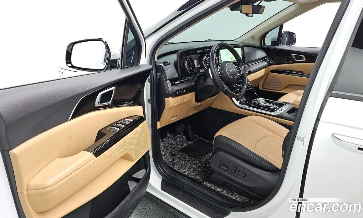 Kia Carnival 2023 2.2 автомат (гидро), фото 10