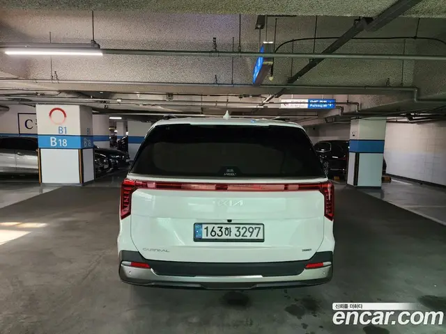 Kia Carnival 2025 1.6 автомат (гидро), миниатюра 4 Kia Carnival 2025 1.6 автомат (гидро), миниатюра 4