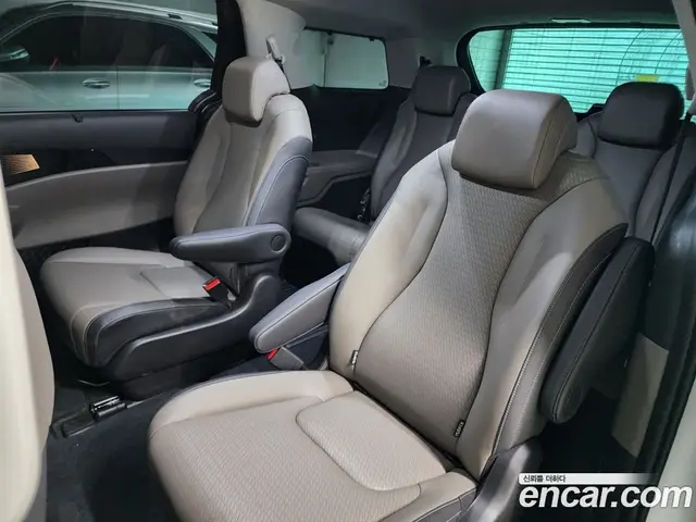 Kia Carnival 2025 1.6 автомат (гидро), миниатюра 7 Kia Carnival 2025 1.6 автомат (гидро), миниатюра 7