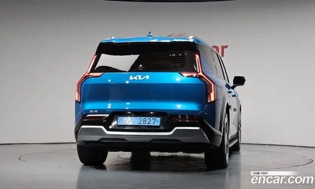 Kia EV9 2023 0.2 автомат (гидро), миниатюра 3