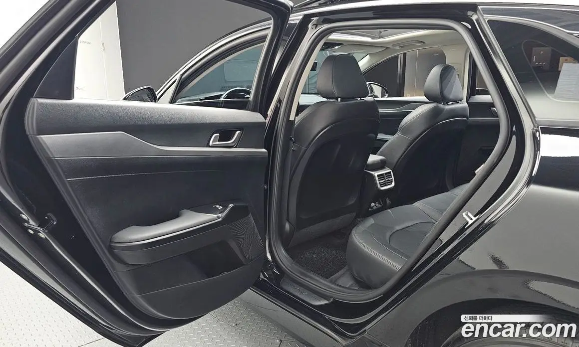 Kia K5 (Optima) 2022 2.0 автомат (гидро), фото 18